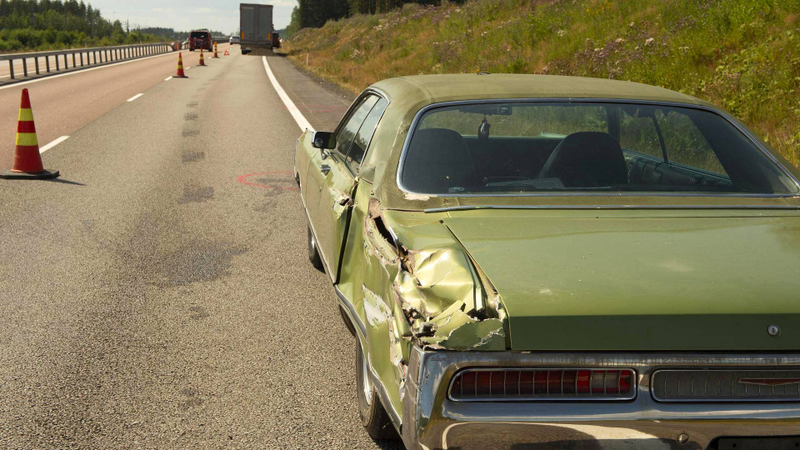 Illustration for article titled Weird and nasty accident on Finnish highway